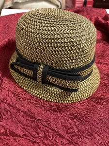 Sombrero Milani para mujer diseñado en Italia 100 % paja - Imagen 1 de 7