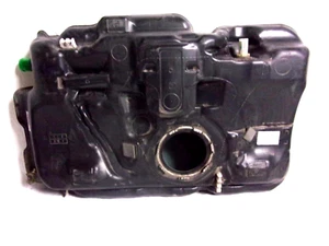 Réservoir Carburant Mercedes classe A W176 B W246, GLA W156   A2464702701 - Imagen 1 de 5
