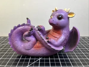 Statua da giardino in ceramica pesante drago bambino viola statuina decorazione casa - Foto 1 di 8