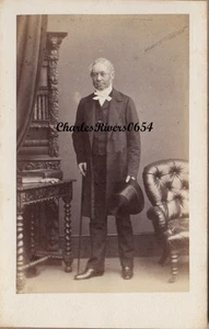 LONDON CDV NAMED REVD ROBERT WILLIAMS CURATE VICAR OF ASTON ROWANT OXON see desc - Picture 1 of 3