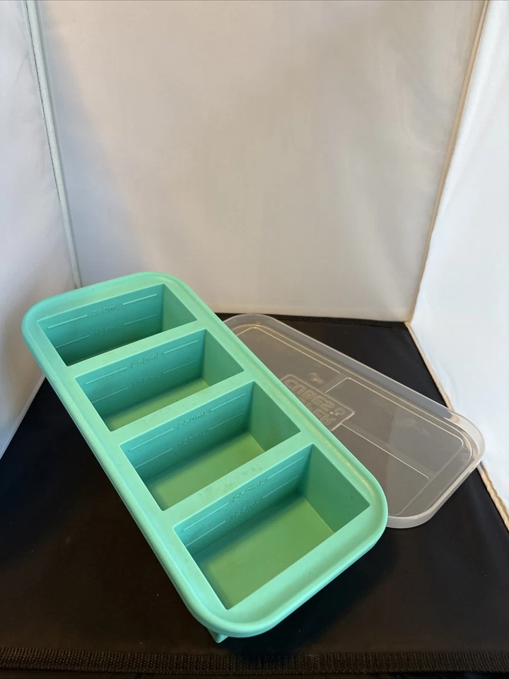 Cubos de sopa 1 xícara bandeja de congelamento 4 porções com tampa, água - Imagem 1 de 4