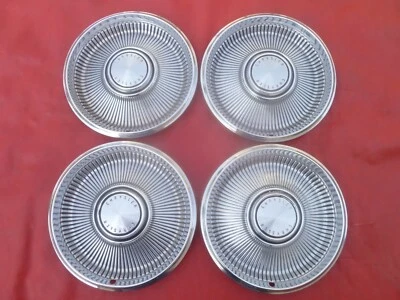 CUBIERTAS DE RUEDA TAPACUBOS CHRYSLER NEW YORKER NEWPORT 14" VINTAGE NOS 1966-68 Foto 1 de 4