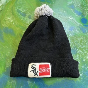 Cappello invernale Chicago White Sox Coca-Cola Classic MLB Promo Beanie con pom nero - Foto 1 di 3