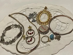 9pc Vintage Mix Jewelry Turquoise Lot Coca Cola Lot - Picture 1 of 3