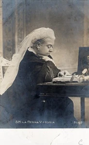 ROYALTY POSTCARD SM LA REGINA VITTORIA VIAGGIATA 1907 - Picture 1 of 2