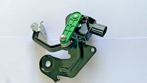 ADATTO AUDI A6 C6 4FH SENSORE ALTEZZA SOSPENSIONI PNEUMATICHE POSTERIORI SINISTRA 4F0616571J - Foto 1 di 4