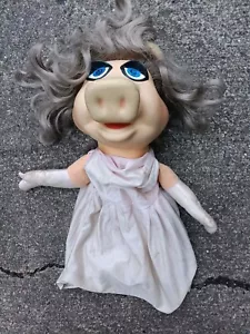 Fisher Price Toys 855 Miss Piggy 1976-1978 Jim Henson Puppet Muppet Doll 18'' - Picture 1 of 7