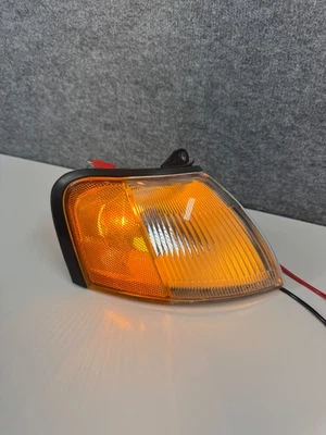 1992-95 USDM Toyota Paseo L40 luz de giro delantera derecha lente lámpara pasajero Foto 1 de 4