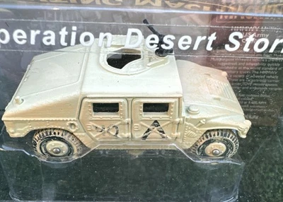 Corgi Collection Fighting Machines - CA90087 - US Army Hummer Utility Vehicle - Image 1 of 4