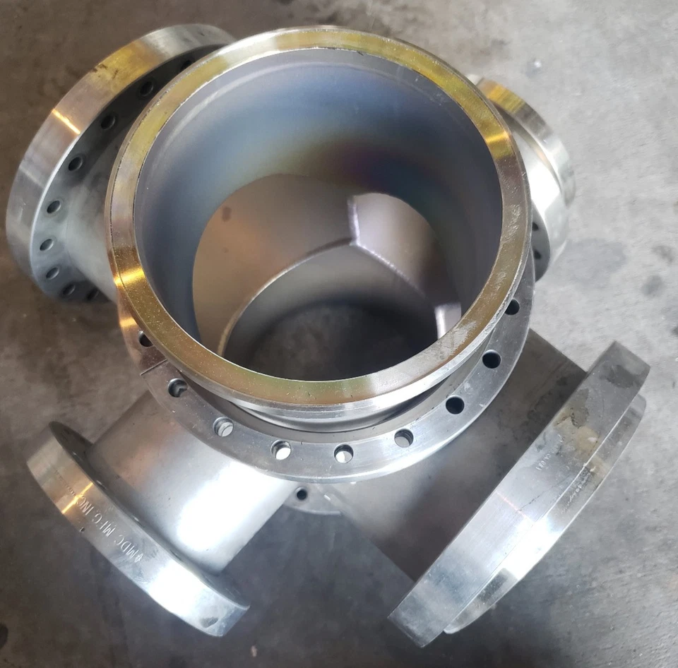 Cámara de vacío ultra alta acero inoxidable 13x13x13" 5,75" puertos (4), 3,75" (2) Foto 1 de 4