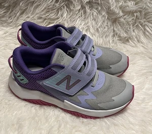New Balans Girls Gray Purple Rave Run Sneakers Size 3 - Picture 1 of 8