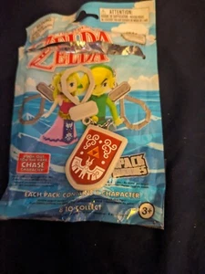 Nintendo Legend of Zelda Backpack Buddies Shield Keychain Blind Bag - Picture 1 of 2