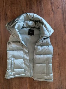 Talbots Shiny Green Funnel Neck Down Puffer Vest Size XS - Picture 1 of 9