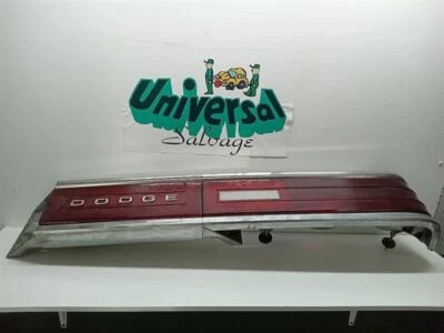 Lanterna traseira de passageiros Dodge Dynasty 1993  - Imagem 1 de 4