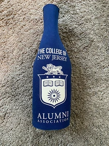 COLLEGE OF NEW JERSEY WINE BOTTLE COOLER/COOZIE - Picture 1 of 2