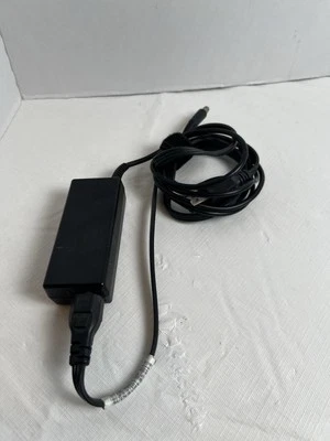 Подлинный 65 Вт Delta адаптер переменного тока для HP 19V 3.42A модель PPP009D P/N 693715-001 OEM - Изображение 1 из 3