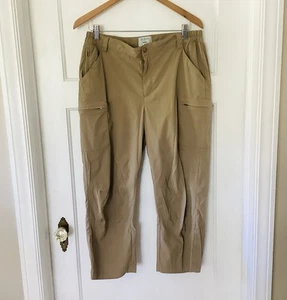 LL Bean Tropicwear Capri Pants Women's M Beige Tan Khaki Cargo Hiking UPF 50 - Bild 1 von 12