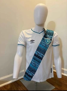 Playera Réplica De La Selección Guatemala Playera Chapin - Imagen 1 de 3