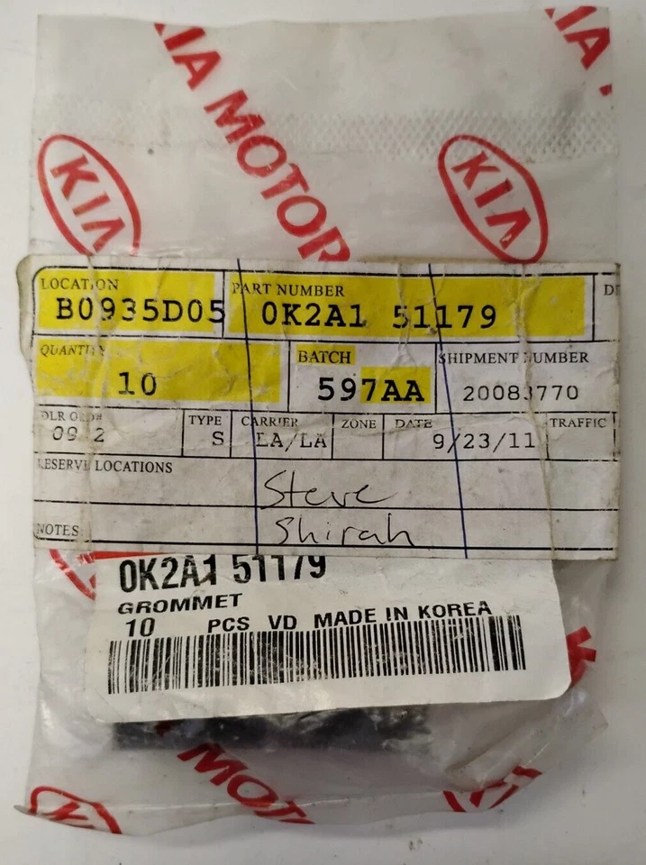 Luz trasera inferior Kia Sorento 2003-2006 ojal L/R OEM 0K2A1-51179 Foto 1 de 1