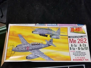 Kit de montaje de modelo a escala 1/72 JO-HAN Messerschmitt Me 262 con caja y manual abierto - Imagen 1 de 5