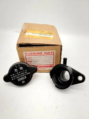 NEW KAWASAKI ELIMINATOR ZL900 ZL1000 NINJA 1000 RADIATOR CAP ASSY NOS 14075-1062 - Image 1 of 4