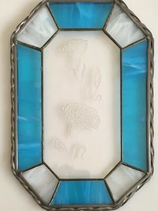 Custom Design Blue & White Oval Carnation Etched Stained Glass Suncatcher - Picture 1 of 3