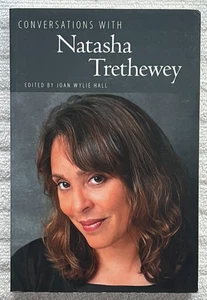 GESPRÄCHE MIT NATASHA TRETHEWEY '13 Erstdruck TPB WESENTLICHE INTERVIEWS - Bild 1 von 4