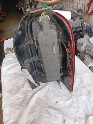 Conjunto de luz trasera izquierda CHEVY VENTURE 97 98 99 00 01 02 03 04 05 Foto 1 de 3