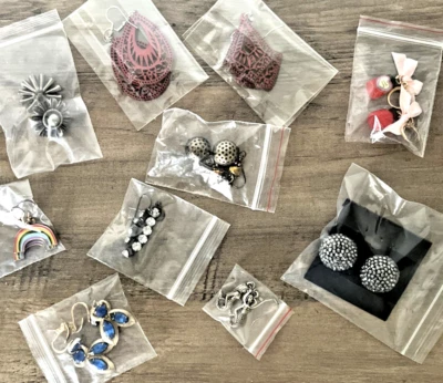 Lot Of 10 Earrings Vtg To Now Pierced, Clip-Ons, French Hook  And Screw-Back - Image 1 of 4