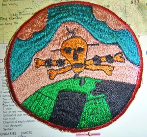 Flight Patch - USAAF - Sunrise Serenaders - 365th Bomb Squadron - WWII - D.016 - Picture 1 of 2