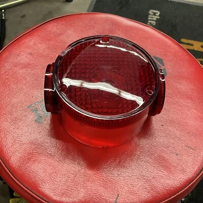 Yamaha RD350/250 1973 OEM lente de luz trasera usada 341-84721-60-00 Foto 1 de 4