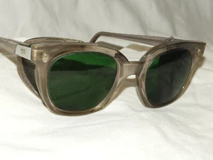 VINTAGE NEW MINT 50S-60S FENDALL SUNGLASSES SAFETY GLASSES GOGGLES USA - Picture 1 of 13