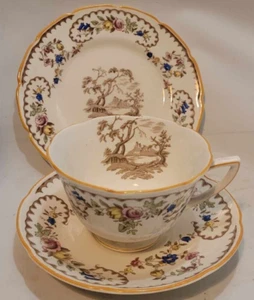 Royal Doulton The Beaufort Juego de gabinete trío platillo taza de té con patas - Imagen 1 de 2