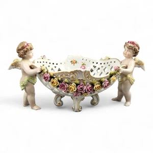 Rococo Revival Schierholz Plaue porcelain cherub centrepiece with roses c.1907 - Picture 1 of 11