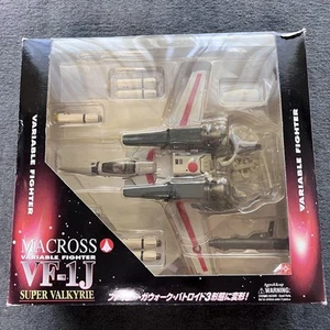 Yamato 1/60 Macross VF-1J SUPER VALKYRIE Action Figure G53583 - Picture 1 of 12