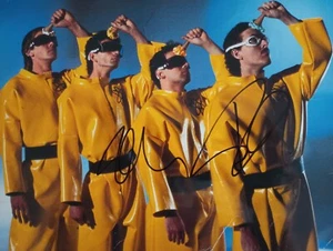 Mark Mothersbaugh DEVO Signed 8x10 Photo Free Shipping - Picture 1 of 2
