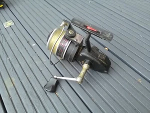 VINTAGE GARCIA 9000 FISHING REEL - EARLY 1980S - Picture 1 of 5