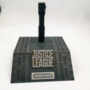 Used Display Figure Stand 1/6 HT hot toys Justice League Wonder Woman 3.0 MMS451 - Picture 1 of 2