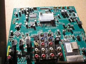 Placa principal Sony IP-0082J01-2012 para Sony modelo KDL-32L4000 - Imagen 1 de 3