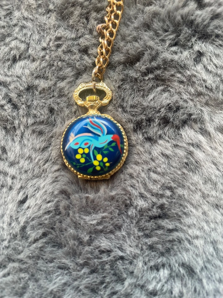 Reloj Bolsillo Pavo Real Eslava De Colección - 17 Joyas URSS - Estuche Floral Tono Dorado - Raro Foto 1 de 4