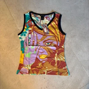Neu mit Etikett Vintage Y2K Hayes Top M V-Ausschnitt ärmellos Tank Custo Barcelona Grafik Blumenmuster - Bild 1 von 5