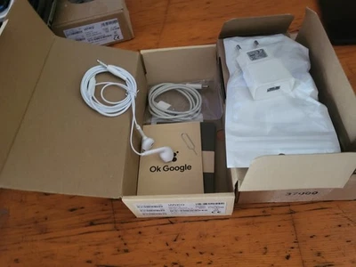 Smartphone Wiko Power U10 - 32/2GB - (Unlocked) Buone condizioni- Vetro crepato. - Immagine 1 di 4