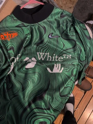 Camiseta Nike X Off-White Foto 1 de 3