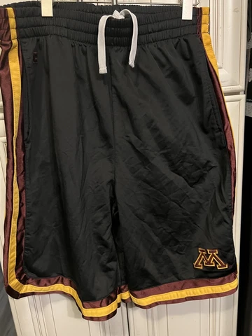 University of Minnesota Golden Gophers Basketball Shorts XL Cover