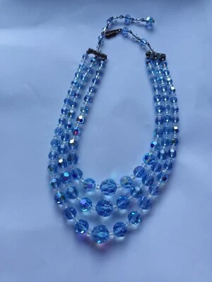Ancien collier Vintage 3 rangs cristal aurora Borealis bleu ciel années 50/60 - Photo 1/4