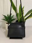 Vintage Coach Crossbody Black Leather Bag ( In Excellent Condition)