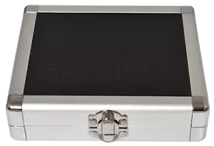 Caja de almacenamiento de aluminio y panel negro Guardhouse para una losa de exhibición certificada - Imagen 1 de 4