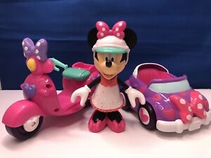 Disney Minnie Mouse  Snap & Style Dress Up Boutique Car Motorcycle Scooter Lot