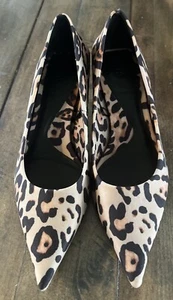 Zara Animal Print spitz zulaufend niedrige Kitten Heels neu ohne Karton Gr. 6 (36) - Bild 1 von 7