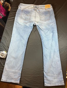 Diesel Industry Zatiny Regular Bootcut Men’s Jeans Sz 38x33 Light Blue Wash Prem - Picture 1 of 23
